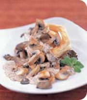 Feuilletés de champignons à la crème de noisette