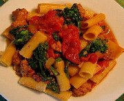 Rigatoni, rapini et saucisses